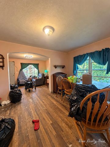 2421 Collingwood Avenue, Saginaw, MI 48601