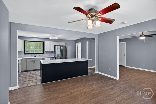 1621 Cloverdale Drive, Savannah, GA 31415