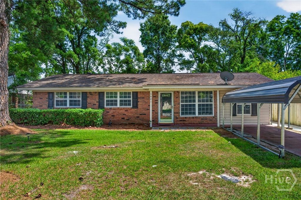 1621 Cloverdale Drive, Savannah, GA 31415