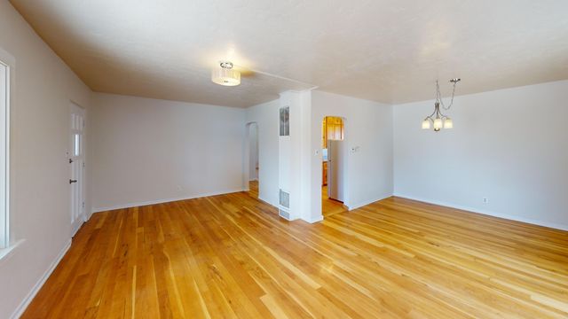 1014 San Clemente Avenue NW, Albuquerque, NM 87107