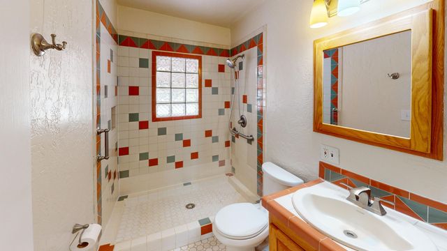 1014 San Clemente Avenue NW, Albuquerque, NM 87107