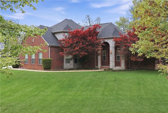 4200 Seminole Drive, Rogers, AR 72758