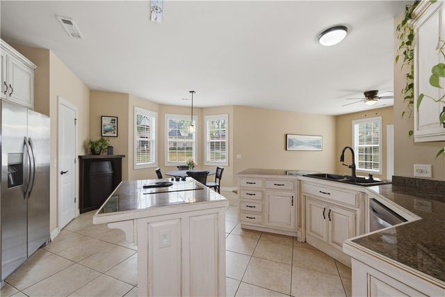 4200 Seminole Drive, Rogers, AR 72758