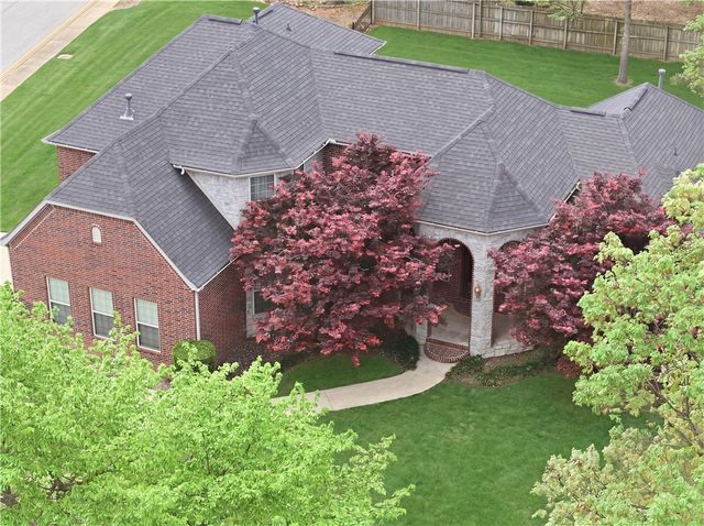 4200 Seminole Drive, Rogers, AR 72758