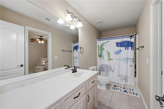 4200 Seminole Drive, Rogers, AR 72758