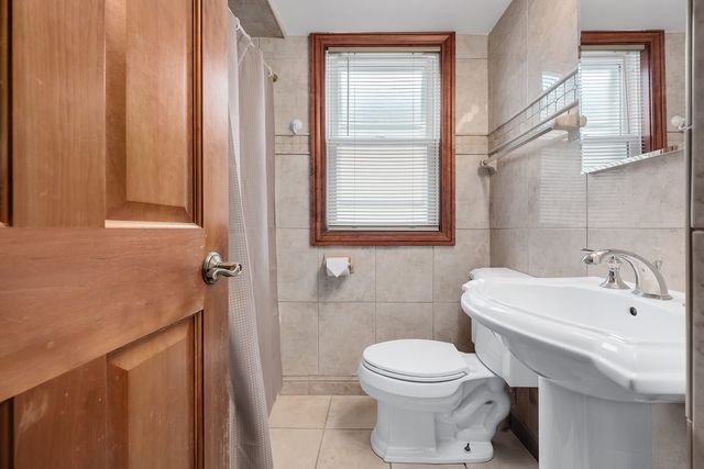 6217 S Mason Avenue, Chicago, IL 60638