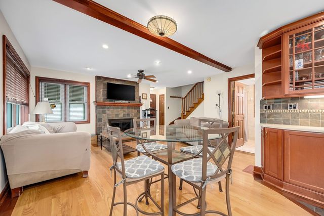 6217 S Mason Avenue, Chicago, IL 60638