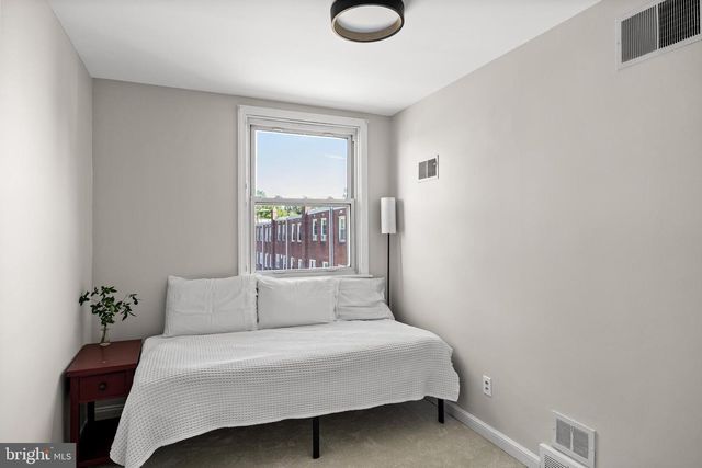 454 WOODLAWN TER, Collingswood, NJ 08108