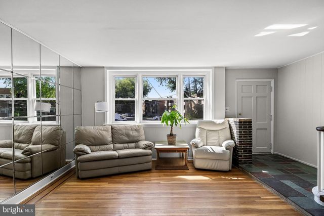 454 WOODLAWN TER, Collingswood, NJ 08108