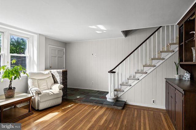 454 WOODLAWN TER, Collingswood, NJ 08108