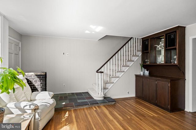 454 WOODLAWN TER, Collingswood, NJ 08108