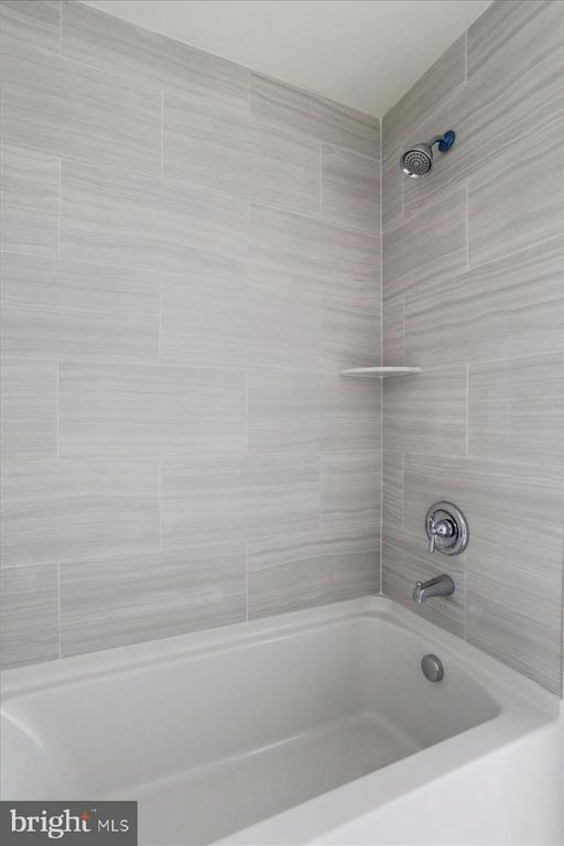 Image 27 of property listing at 716 GREENWAY AVE, Cumberland, MD 21502