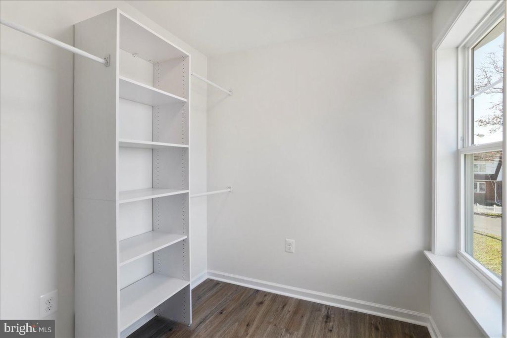 Image 28 of property listing at 716 GREENWAY AVE, Cumberland, MD 21502