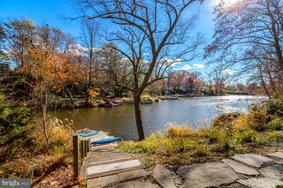 6120 BEACHWAY DR, Falls Church, VA 22041