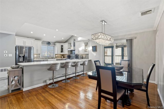 70 Forest Road, Valley Stream, NY 11581