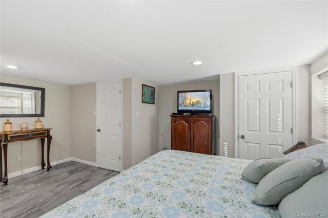 70 Forest Road, Valley Stream, NY 11581