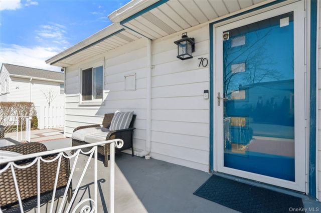 70 Forest Road, Valley Stream, NY 11581