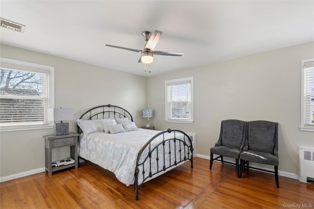 70 Forest Road, Valley Stream, NY 11581