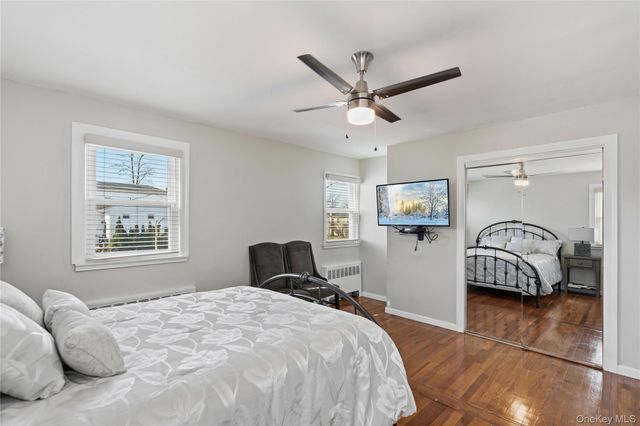 70 Forest Road, Valley Stream, NY 11581