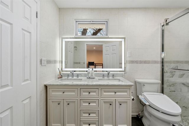 70 Forest Road, Valley Stream, NY 11581