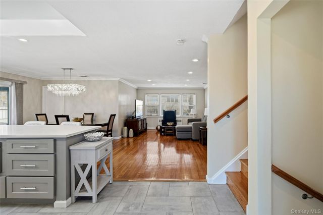 70 Forest Road, Valley Stream, NY 11581