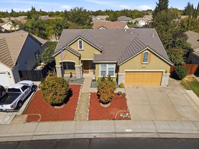 1697 San Antonio Ln, Roseville, CA 95747