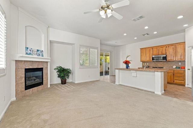 1697 San Antonio Ln, Roseville, CA 95747