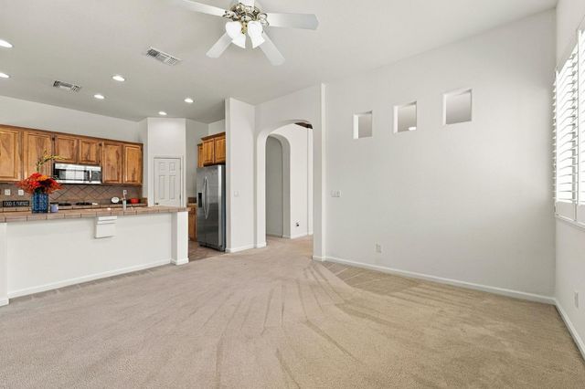 1697 San Antonio Ln, Roseville, CA 95747