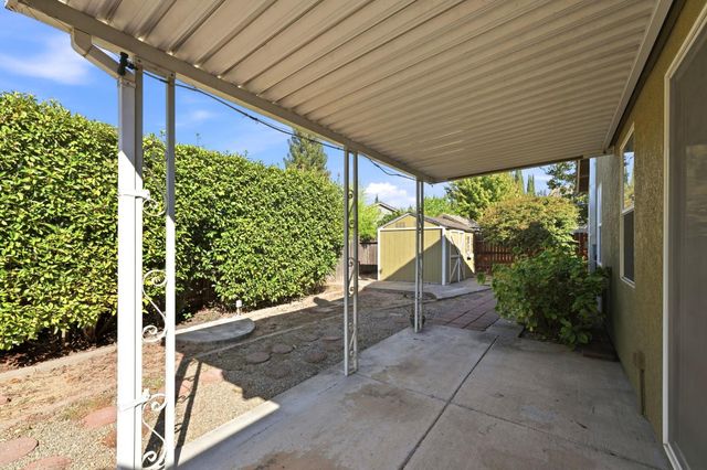 1697 San Antonio Ln, Roseville, CA 95747