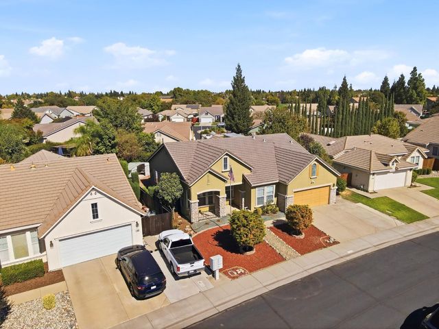 1697 San Antonio Ln, Roseville, CA 95747