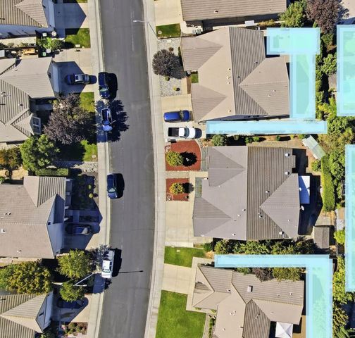 1697 San Antonio Ln, Roseville, CA 95747
