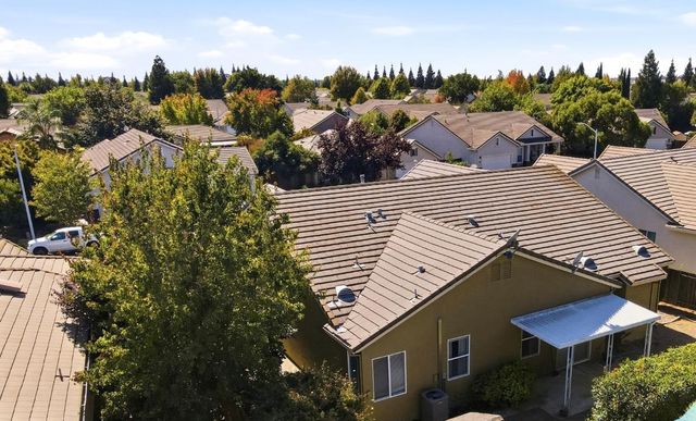 1697 San Antonio Ln, Roseville, CA 95747
