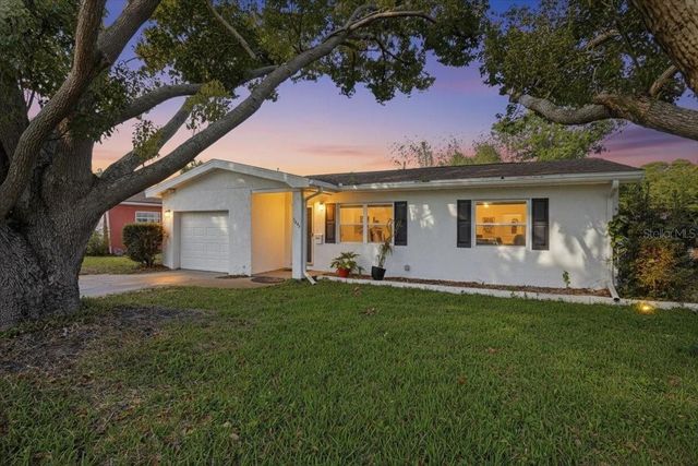 5897 5TH STREET S, St Petersburg, FL 33705