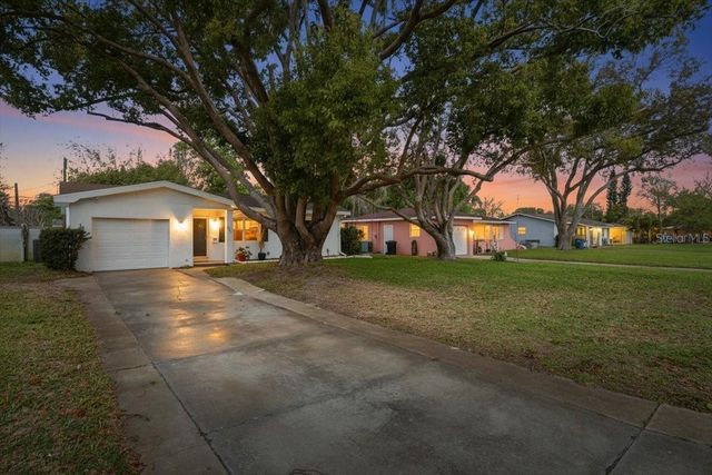 5897 5TH STREET S, St Petersburg, FL 33705