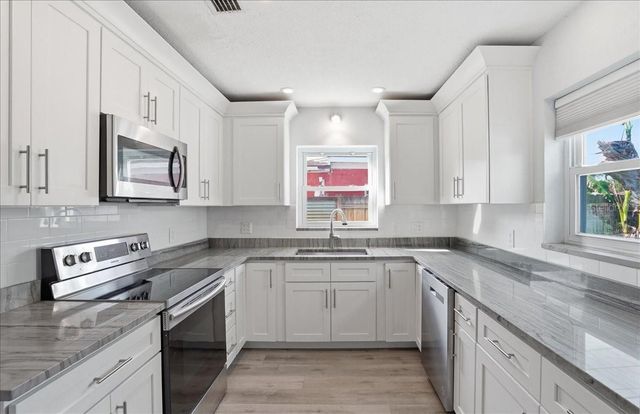 5897 5TH STREET S, St Petersburg, FL 33705