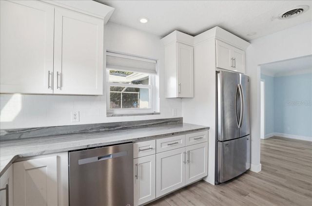 5897 5TH STREET S, St Petersburg, FL 33705