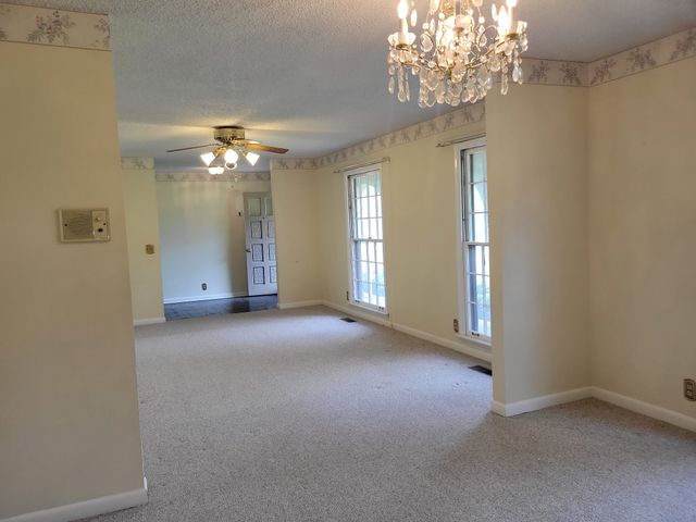 110 Meadowlake Ct, Hendersonville, TN 37075