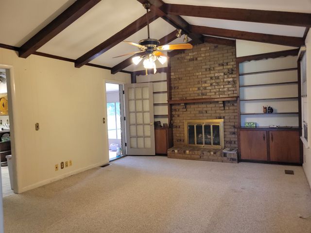110 Meadowlake Ct, Hendersonville, TN 37075