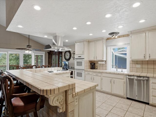 37516 Road 274, Bass Lake, CA 93604