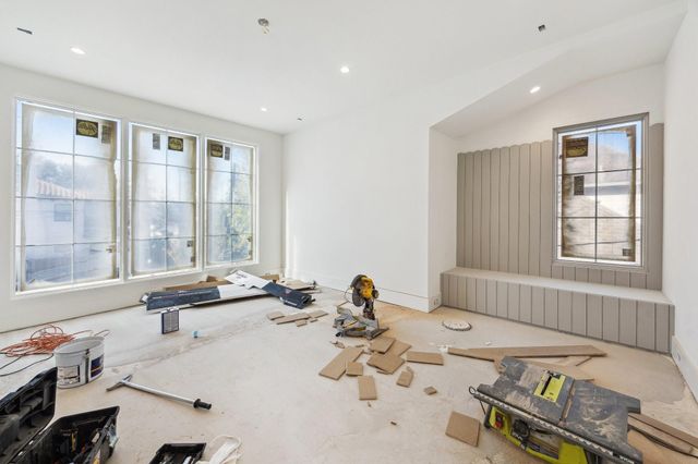 4152 Coleridge Street, West University Place, TX 77005