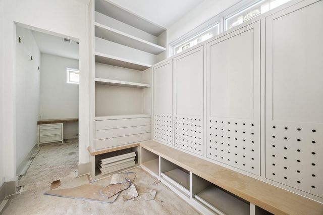 4152 Coleridge Street, West University Place, TX 77005