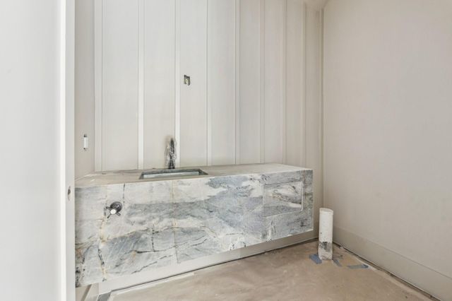 4152 Coleridge Street, West University Place, TX 77005