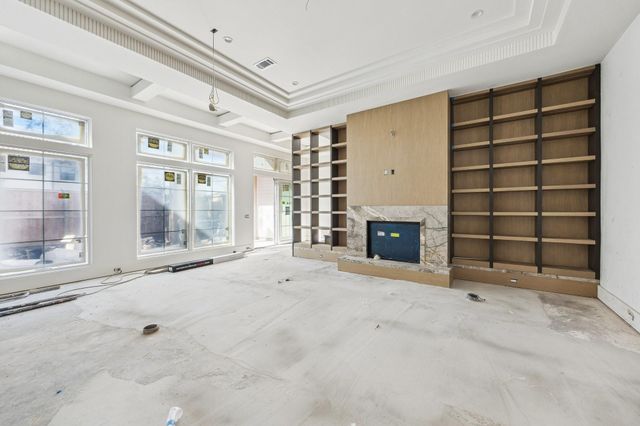 4152 Coleridge Street, West University Place, TX 77005