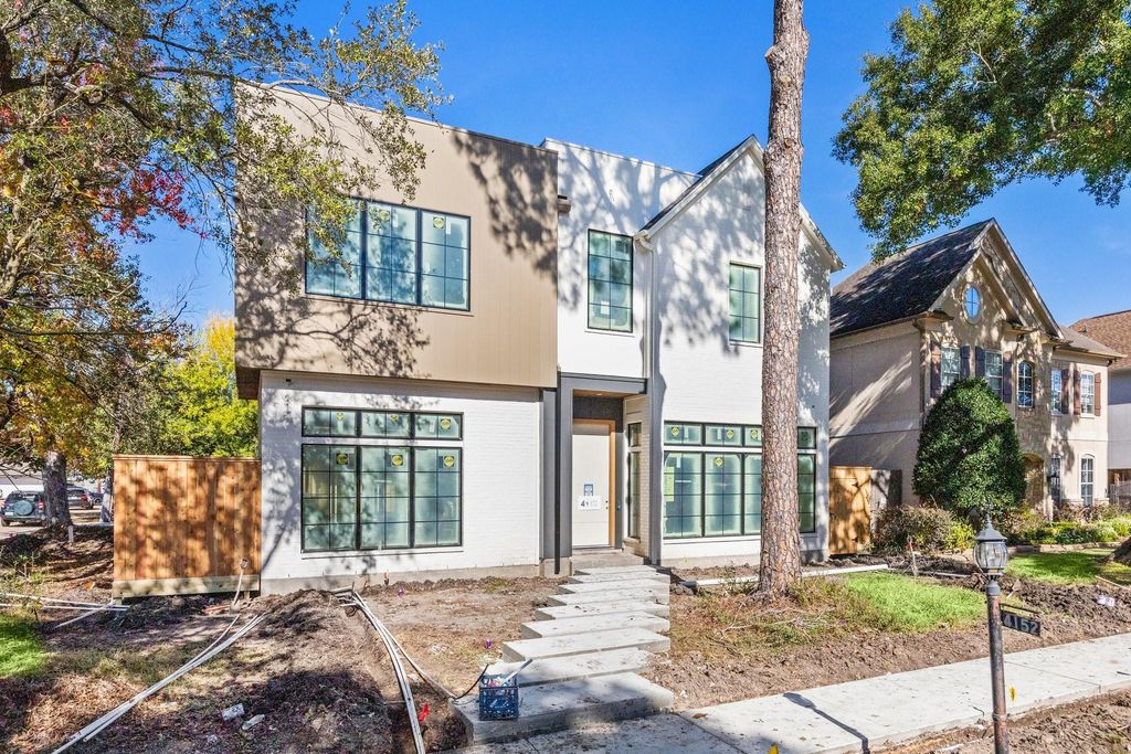 4152 Coleridge Street, West University Place, TX 77005