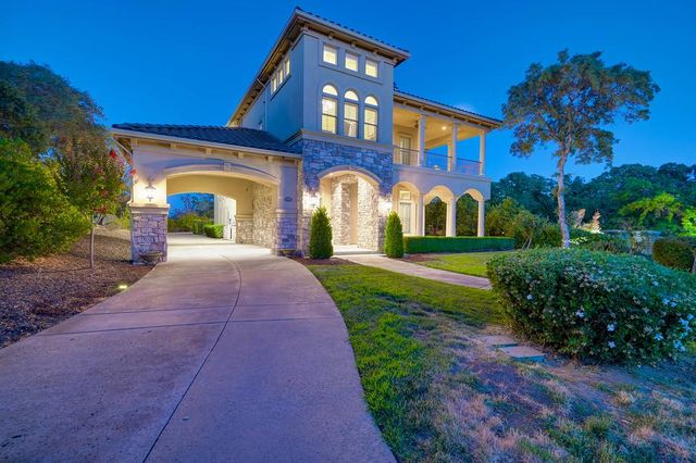 185 Powers Dr, El Dorado Hills, CA 95762