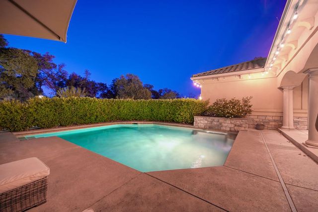 185 Powers Dr, El Dorado Hills, CA 95762