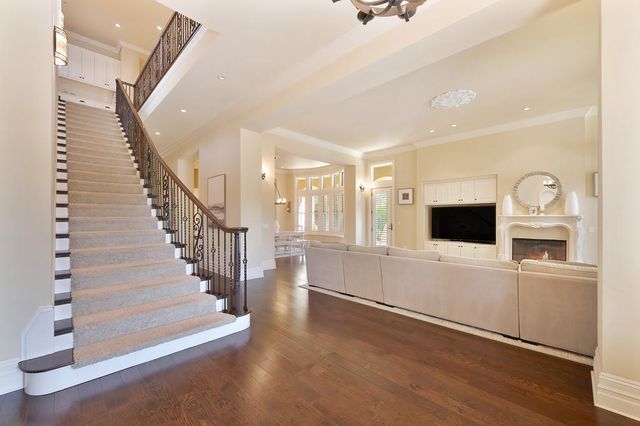 185 Powers Dr, El Dorado Hills, CA 95762