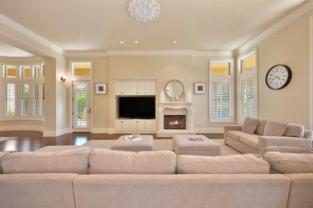 185 Powers Dr, El Dorado Hills, CA 95762