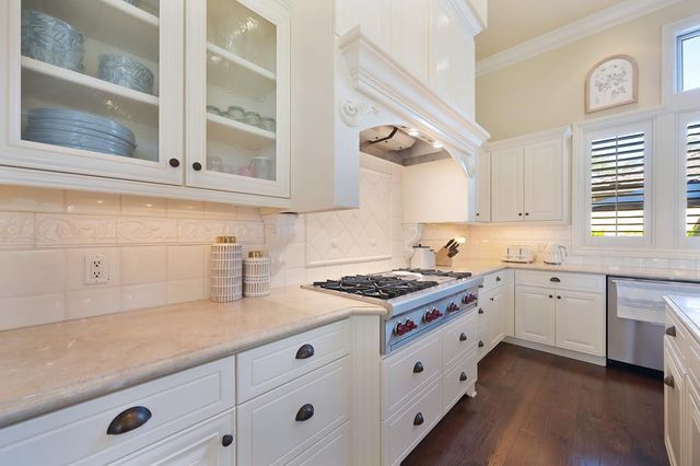 185 Powers Dr, El Dorado Hills, CA 95762