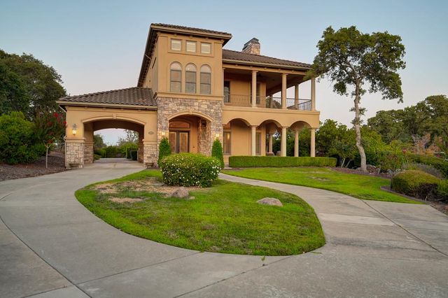 185 Powers Dr, El Dorado Hills, CA 95762